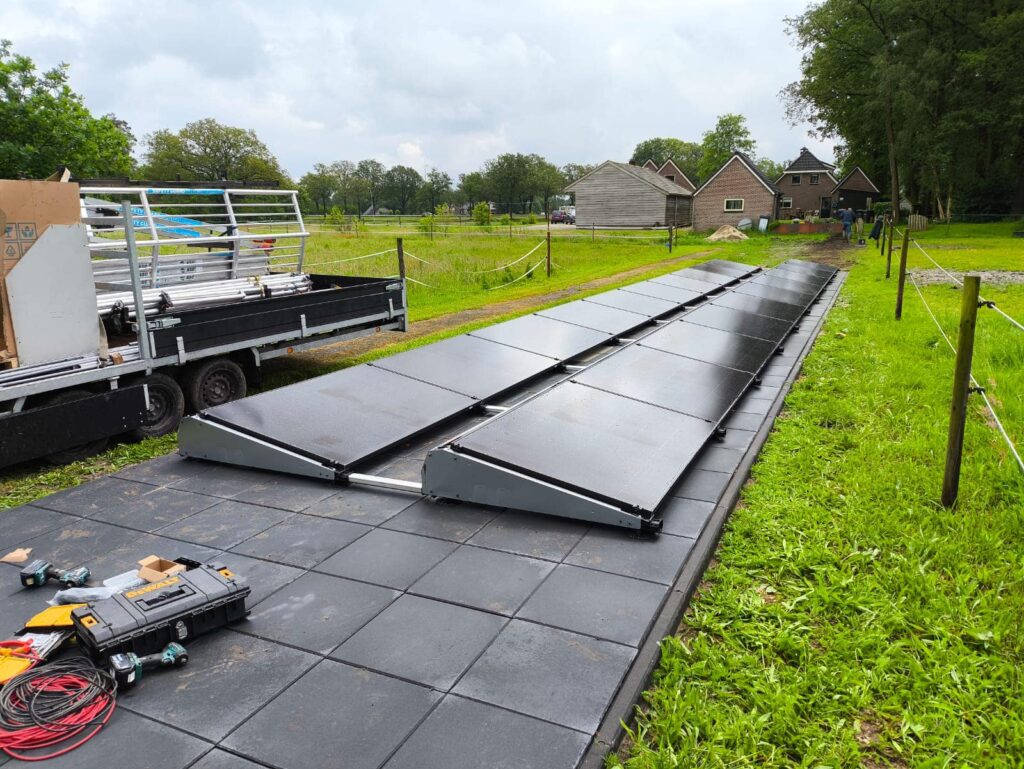 Vandaag een mooie klus opgeleverd in Uffelte met 20x Solarwatt 420Wp glas-glas zonnepanelen gecombineerd met een SMA 8 Kw 3 fase hybride omvormer en 6,5Kw SMA Home Storage.